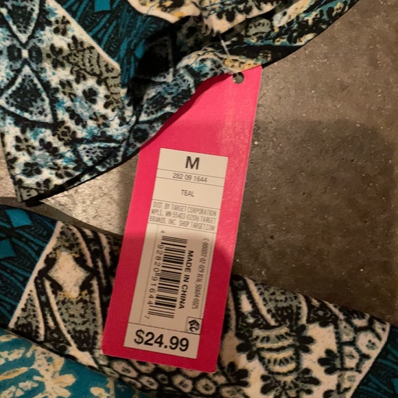 Romper - Picture 3 of 3